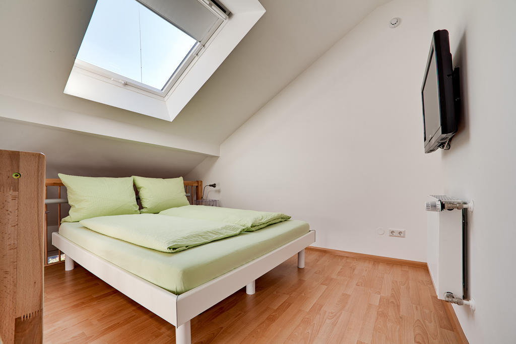 Pensionsieben Das Andere Hotel Lörrach Habitación foto